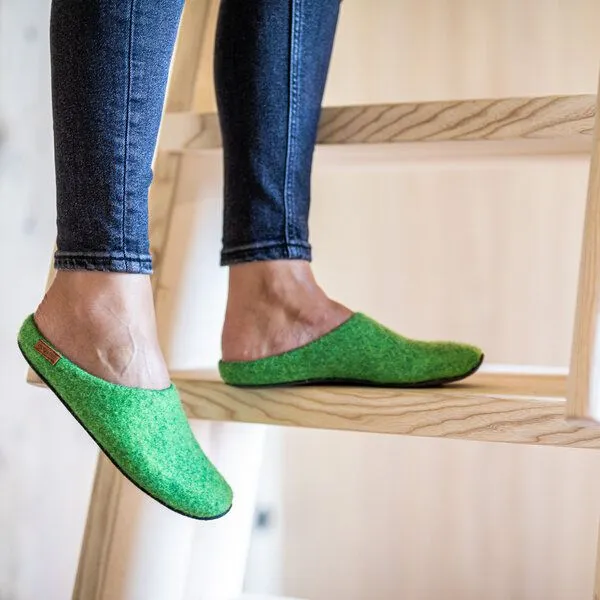 Magicfelt Magicfelt Filz-Hausschuh JU 720 für Damen aus 100% Merino-Wolle - Pantoffel mit komfortabler Filz-Latex-Sohle, Hell-grün, – Produktbild 2 von 3