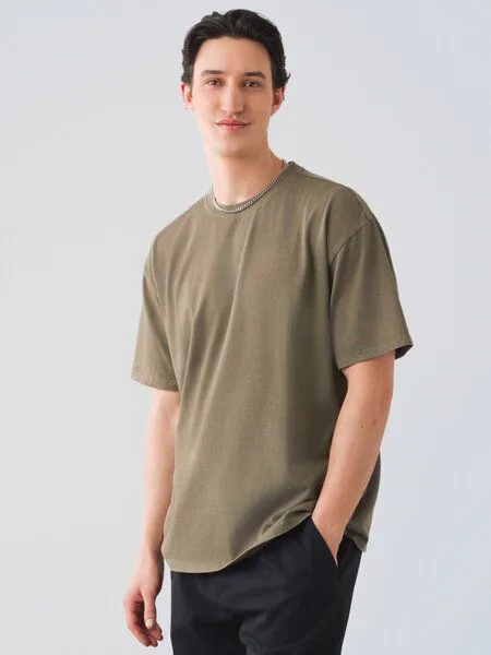 Honest Basics Honest Basics OG Shirt aus Bio- und recycelter Baumwolle, Khaki, – Produktbild 2 von 4