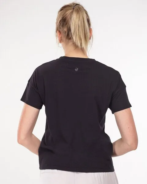 Alma & Lovis Alma & Lovis Lässiges T-Shirt im Loose Fit | Short Sleeve, Raven (schwarz), – Produktbild 3 von 3