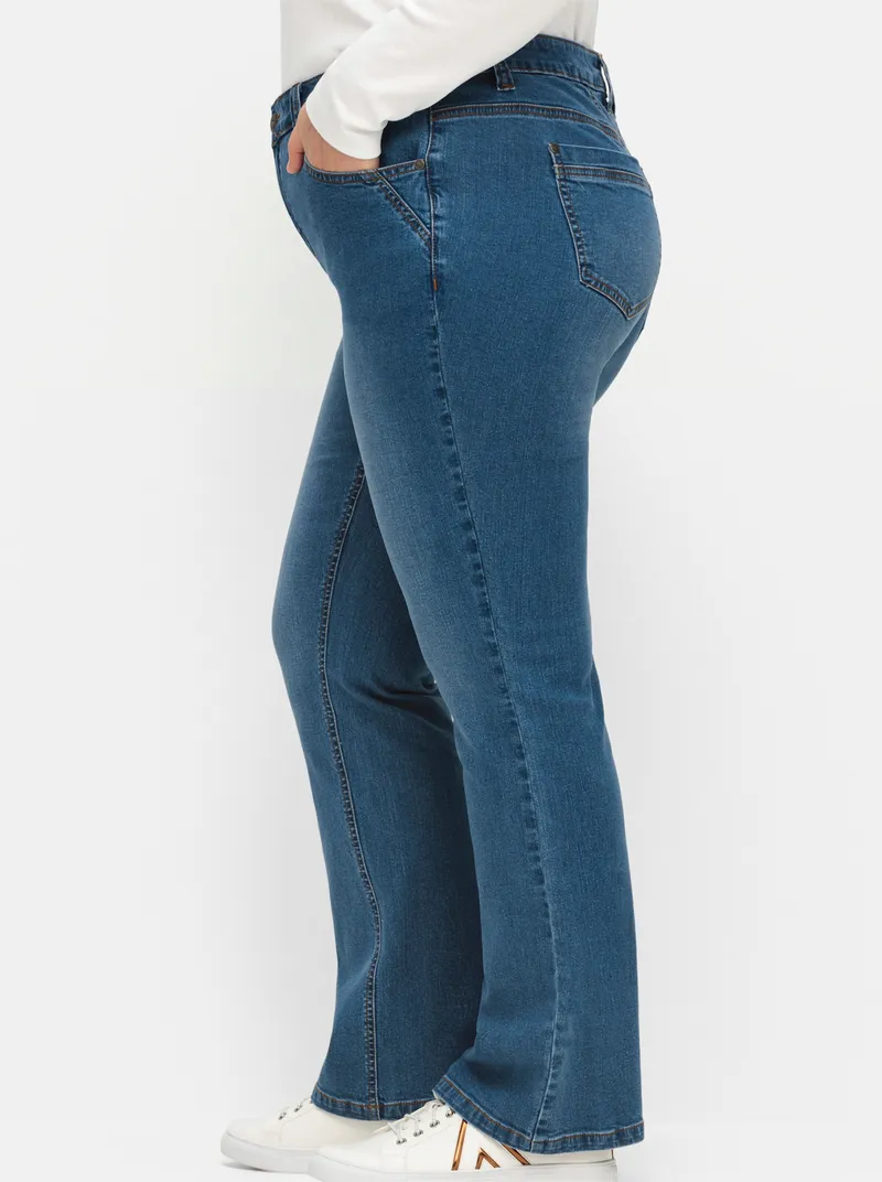 sheego Bootcut-Jeans blue denim, Blue denim, – Produktbild 1 von 2