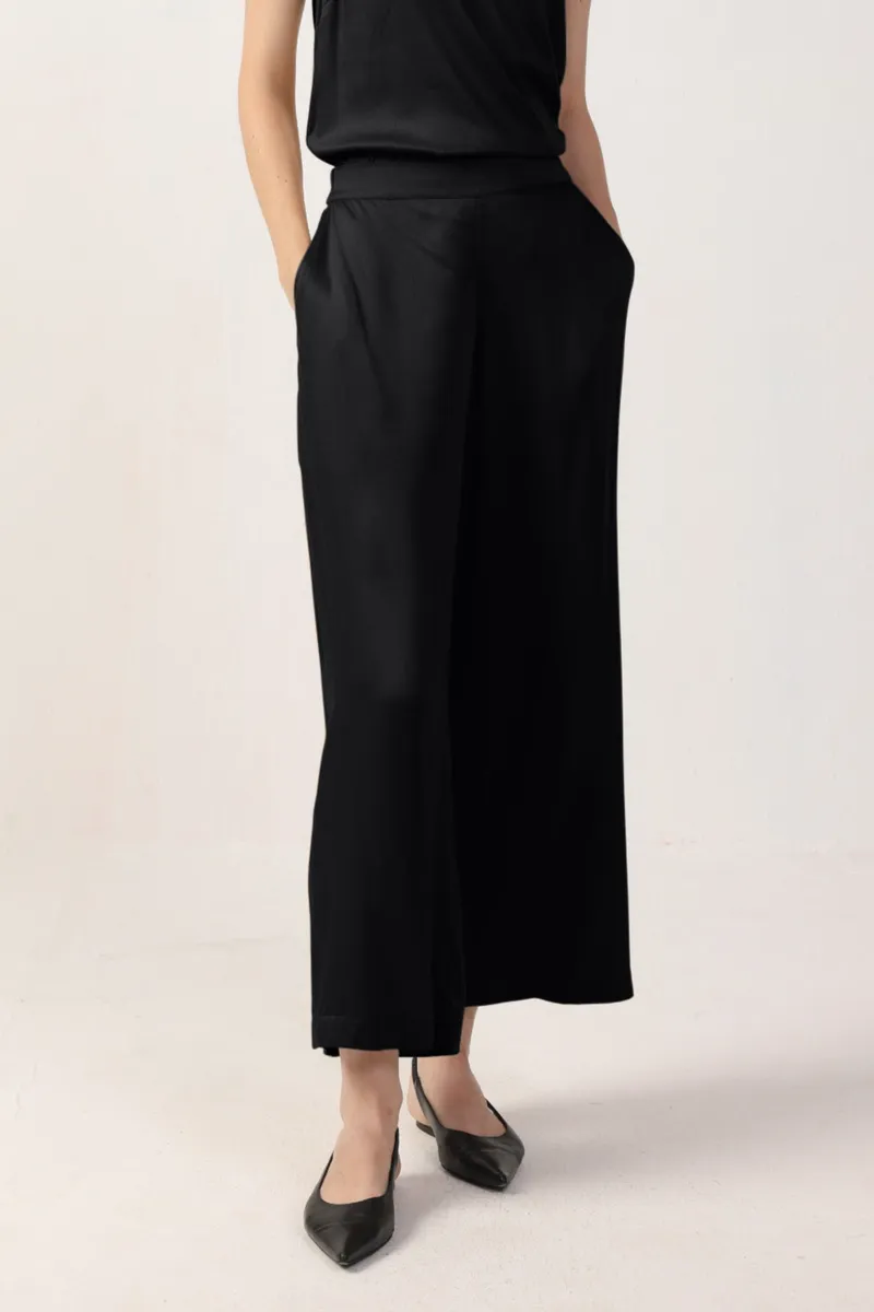 Neu Nomads Neu Nomads Damen vegan Hose Cropped Giada Schwarz, Schwarz, – Produktbild 1 von 1