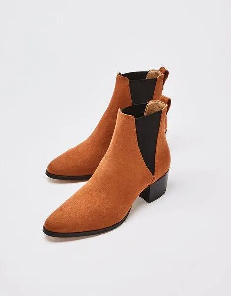 NINE TO FIVE NINE TO FIVE #brygge - veganer Chelsea Boot mit Blockabsatz, Mocca soave, – Produktbild 3 von 4