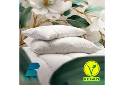 John Cotton Microfaserkissen Anna, Kopfkissen vegan, 40x80, 80x80, tierfreundlich und luxuriös, Füllung: 100% Polyester, Bezug: Microfaser (100% Polyester), Seitenschläfer, Bauchschläfer, Rückenschläfer, Hochwertige, hypoallergene Füllung. Atmungsaktiv und pflegeleicht – Produktbild 1 von 1