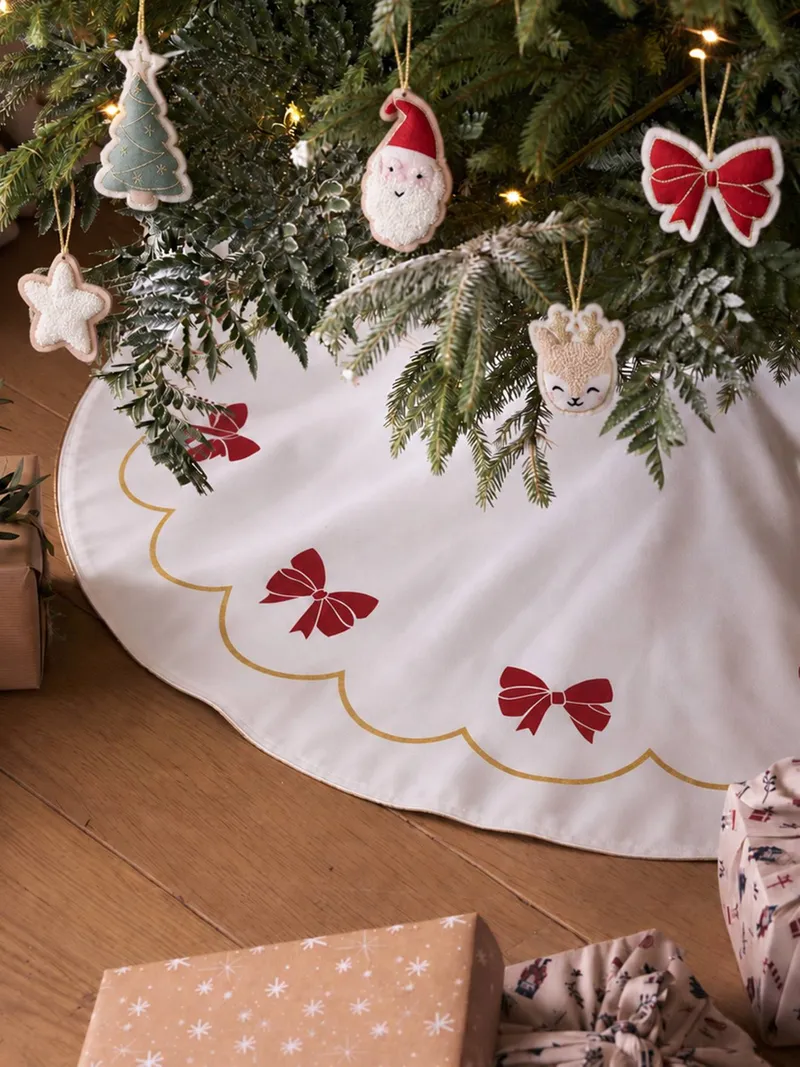 Vertbaudet Vertbaudet Runder Weihnachtsbaum-Teppich mit Wellenkante, Weiß, – Produktbild 1 von 4