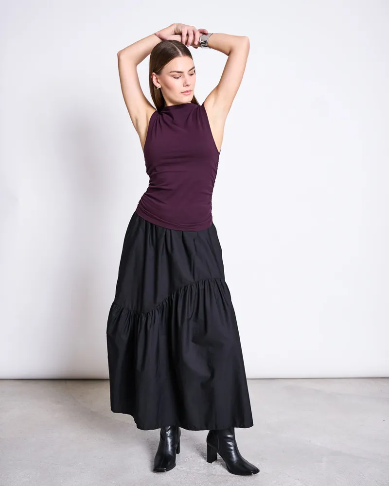 JAN N JUNE JAN 'N JUNE Damen vegan Ruffle Top Rafo Cherry Lacquer Rot, Violett, – Produktbild 1 von 3