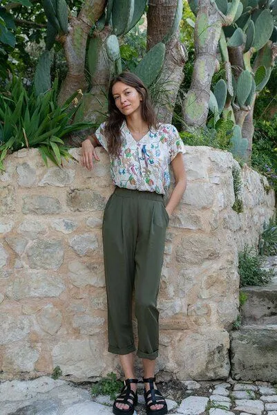 WiDDA berlin WiDDA berlin Bundfaltenhose oliv aus TENCEL® – Produktbild 4 von 4