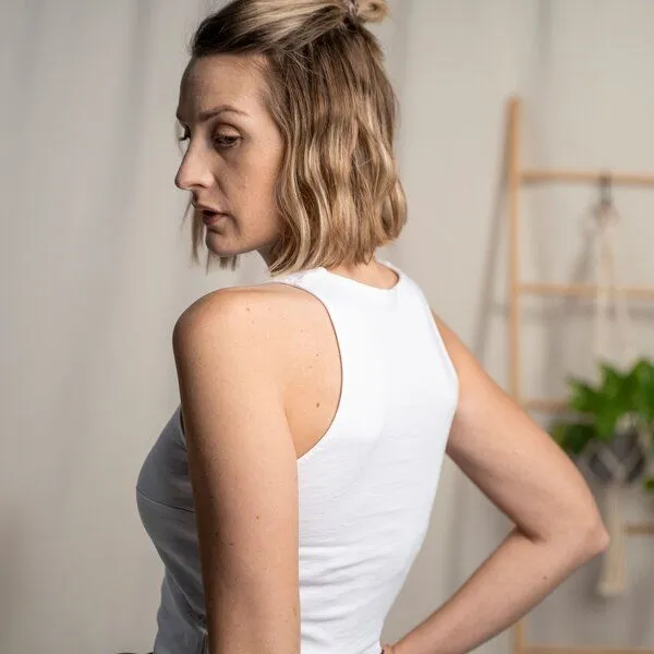 Vresh Clothing Vresh Clothing Viona - Crop Top aus Biobaumwolle, Weiss, – Produktbild 4 von 4