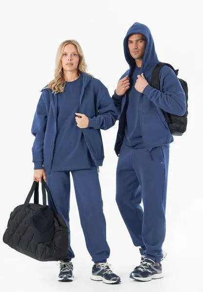 ORGANICATION ORGANICATION JENNA | Essentials Travel Unisex Full Zip-Hoodie aus Bio-Baumwolle und recyceltem Polyester, Navy, – Produktbild 1 von 4