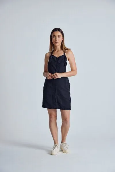 Flax and Loom Flax and Loom Leinen Latzkleid Peggy, Black, – Produktbild 2 von 5