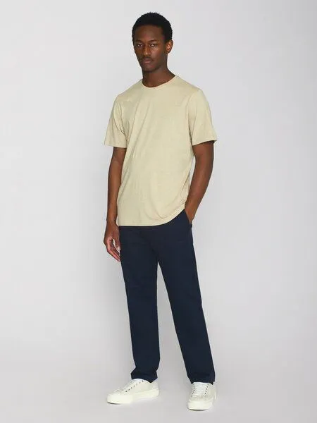 KnowledgeCotton Apparel KnowledgeCotton Apparel Basic T-Shirt O-Neck aus Bio-Baumwolle, Beige (safari-melange), – Produktbild 3 von 4