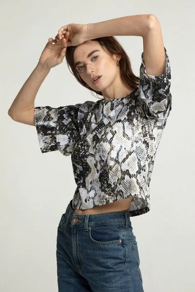 Lovjoi Lovjoi Print-Shirt LILLIT aus 100% Biobaumwolle, Phyton (mehrfarbig), – Produktbild 2 von 4