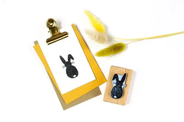 STUDIO KARAMELO STUDIO KARAMELO Stempel Osterhase – Produktbild 1 von 4