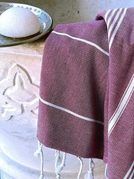 Karawan authentic Karawan authentic Fouta Hammam Collection – Hammamtuch aus Bio-Baumwolle, Burgundy, – Produktbild 2 von 4
