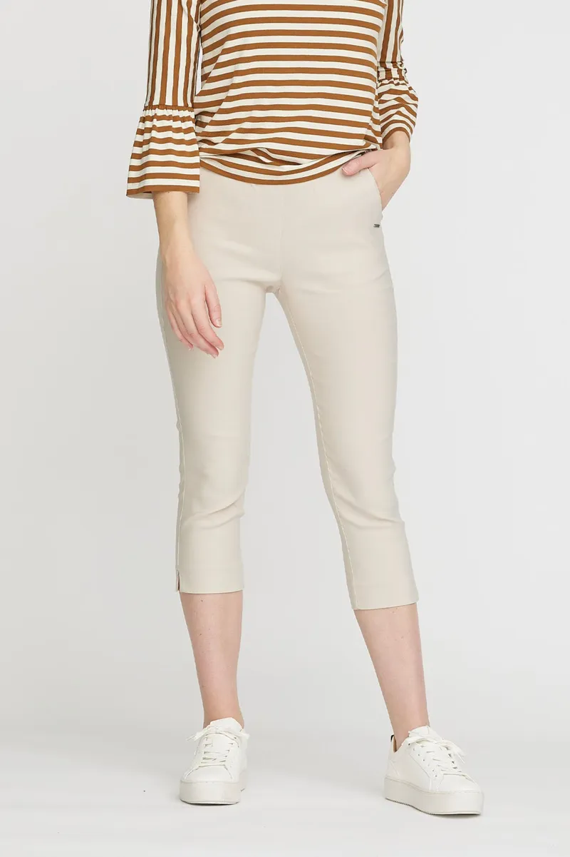 LAURIE LAURIE Damen vegan Hose Elizabeth Slim Capri Ml Grau Sand, Beige, – Produktbild 2 von 2
