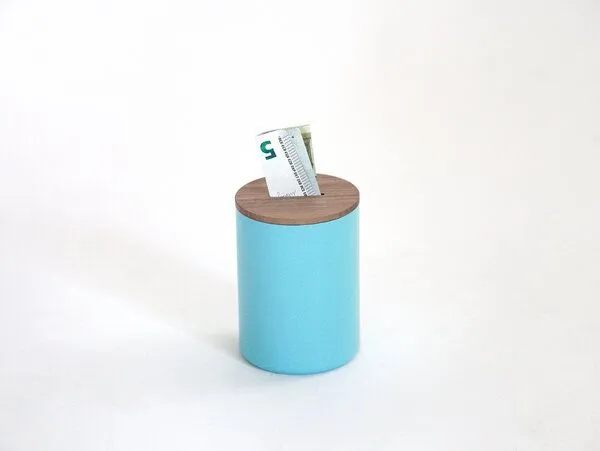 werkvoll by Lena Peter werkvoll by Lena Peter Recycling Feuerlöscher Spardose FIRE, Red, – Produktbild 1 von 6