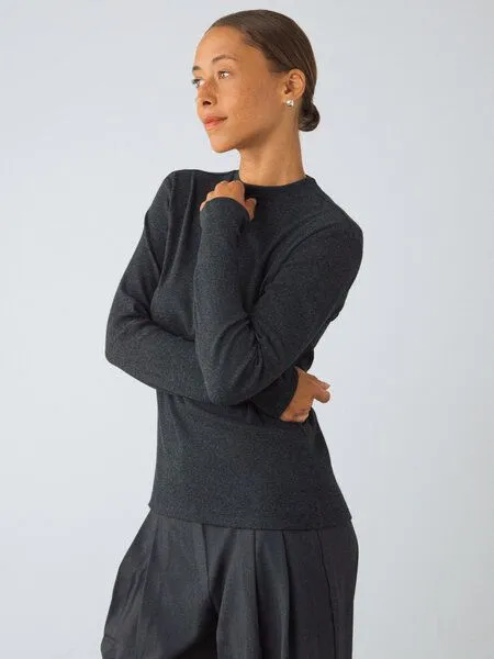 Honest Basics Honest Basics Damen Langarm Shirt mit Stehkragen aus Bio- und recycelter Baumwolle, Basalt, – Produktbild 2 von 4