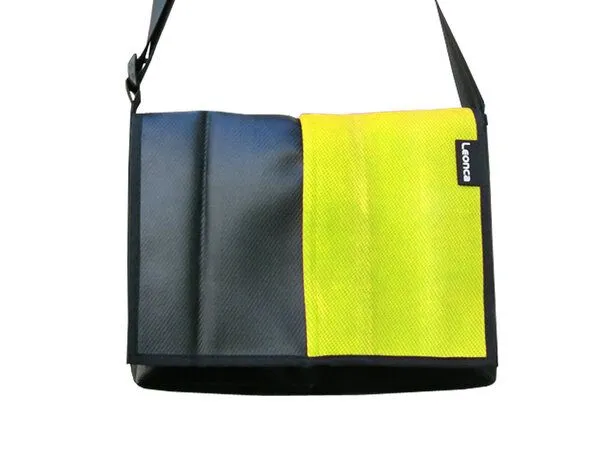 Leonca Leonca Taschen aus Feuerwehrschlauch in 3 Farben/ 5 Größen, Gelb, – Produktbild 1 von 5