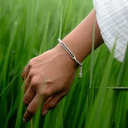 Spirit of Island Spirit of Island Armband | Charisma des Mondsteins – Produktbild 1 von 1