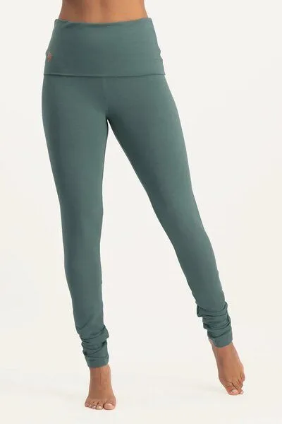 Urban Goddess Urban Goddess Yoga Leggings Shaktified, Forest (grün), – Produktbild 1 von 4