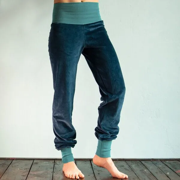 Cmig Cmig Bio Wohlfühl- und Yogahose aus Nicki, Blau / seagreen, – Produktbild 1 von 4