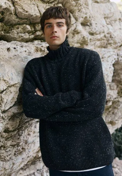 ARMEDANGELS ARMEDANGELS TWEED ROLLNECK Herren Strickpullover aus recycelter Woll-Mix, Black, – Produktbild 4 von 4