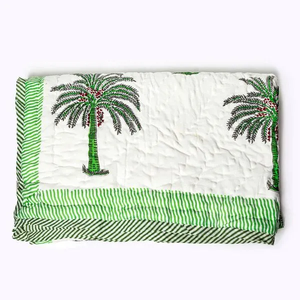 KIKOONI KIKOONI Kleine Tagesdecken und Kinder - Kuscheldecken " COZY K", Holiday love, – Produktbild 1 von 4