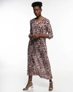 Alma & Lovis Alma & Lovis Langes Print-Tunikakleid aus Bio-Baumwoll-Batist | Batist Gep Maxikleid – Produktbild 1 von 1