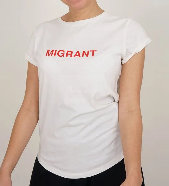 Lena Schokolade Lena Schokolade Migrant T-Shirt aus Bio-Baumwolle, Offwhite, – Produktbild 1 von 1