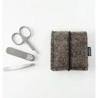 matilda k manufaktur matilda k. manufaktur mini-maniküre-set 'ella' aus Wollfilz mit Rundgummi-Verschluß in vielen Farben, Braun, – Produktbild 1 von 7