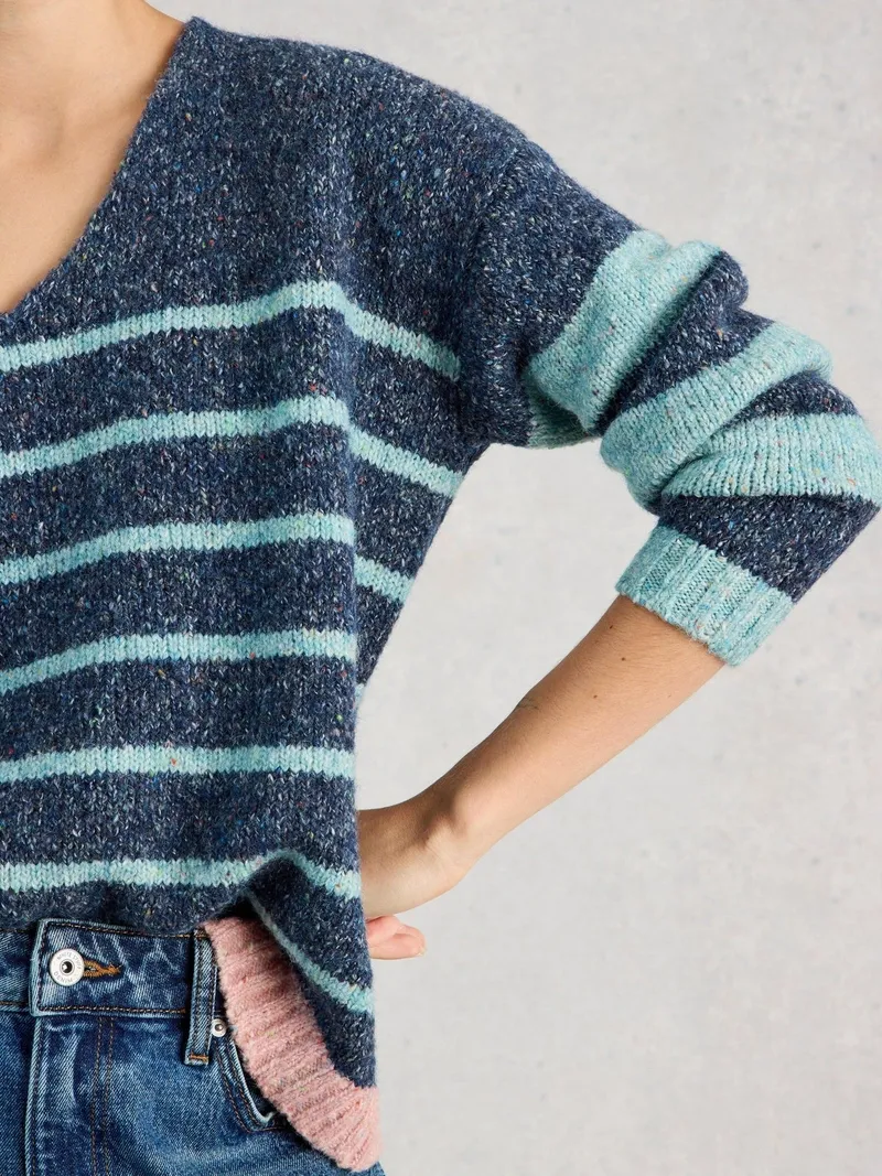 White Stuff Gestreifter Pullover Tamara mit V-Ausschnitt - 40, Blau multi, – Produktbild 3 von 4