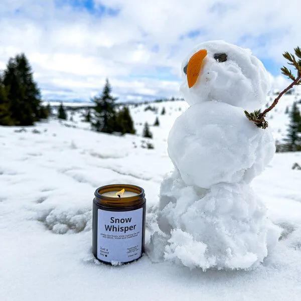 Just a decent day Just a decent day Snow Whisper - Duftkerze - Handmade - Sojawachs – Produktbild 3 von 4