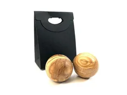 Olivenholz erleben Olivenholz erleben Anti-Stress-Kugeln "to go" aus Olivenholz – Produktbild 1 von 1