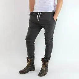 Gary Mash GARY MASH Jogginghose im Bikerstil aus Biobaumwolle – Produktbild 1 von 1