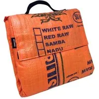 GOOPSI GOOPSI Faltbare Outdoordecke aus Reissack – Kinderdecke, Picknickdecke, Hundedecke - Fairtrade, Orange, – Produktbild 1 von 1