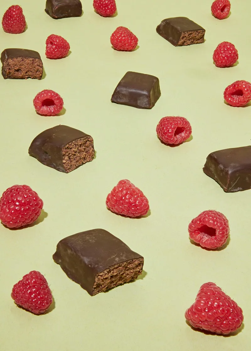 KoRo Veganer Bio Proteinriegel Raspberry | 12 x 50 g – Produktbild 4 von 5