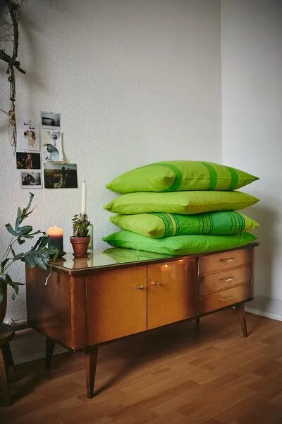 HängemattenGlück HängemattenGlück Sofakissen / Kopfkissen aus reiner Bio Baumwolle (Bezug und Füllung) 60x60cm Grüntöne, Dunkelgrün (grün), – Produktbild 4 von 4