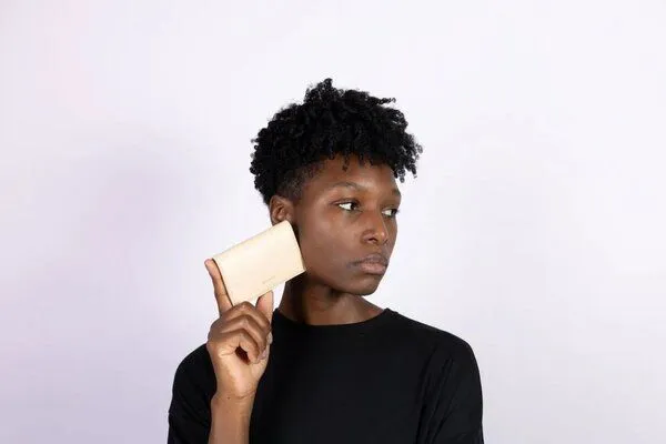 Ashoka Paris Ashoka Paris Kleine-Geldbörse Sand Bambus – Produktbild 3 von 7