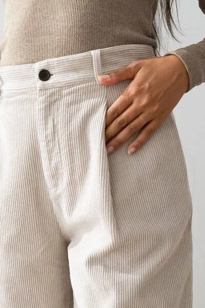 TWOTHIRDS TWOTHIRDS Cordhose Haruku Corduroy, Feather grey, – Produktbild 3 von 3