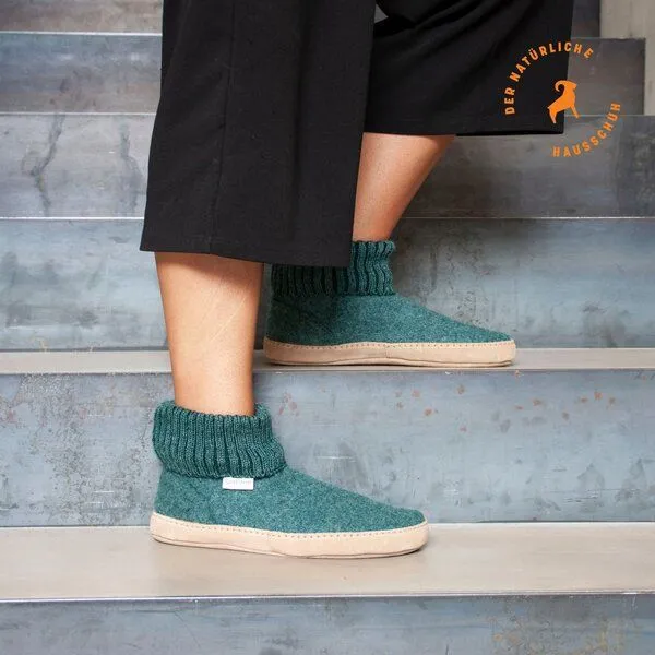 Gottstein Gottstein Hüttenschuh Dakota - Hoher Filzhausschuh für Damen & Herren aus 100% Schurwolle mit extra bequemer Ledersohle & elastischem Strickbund, Dunkel-grün, – Produktbild 2 von 4