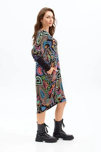 KOKOworld Kleid Morelia – Ballonkleid – Länge bis zum Knie/über das Knie – Aufgebauschte Ärmel – Carré-Ausschnitt – Farbenfroher einzigartiger Print von KOKOworld – Fair produziert in Polen, Yala black (mehrfarbig), – Produktbild 4 von 4