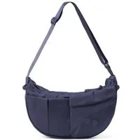 PINQPONQ pinqponq Crossbody Bag Krumm Medium, Blau (glazed dusk), – Produktbild 1 von 1