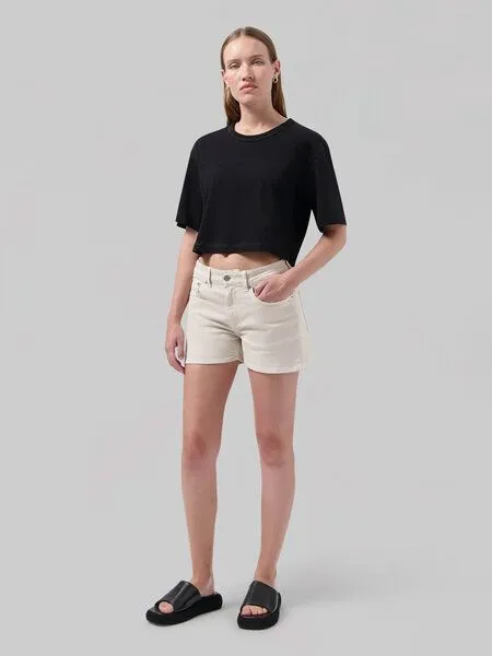 MUD Jeans MUD Jeans Jeans Shorts - Shorty - aus einem Baumwolle/Elastan Mix, Chalk, – Produktbild 1 von 3