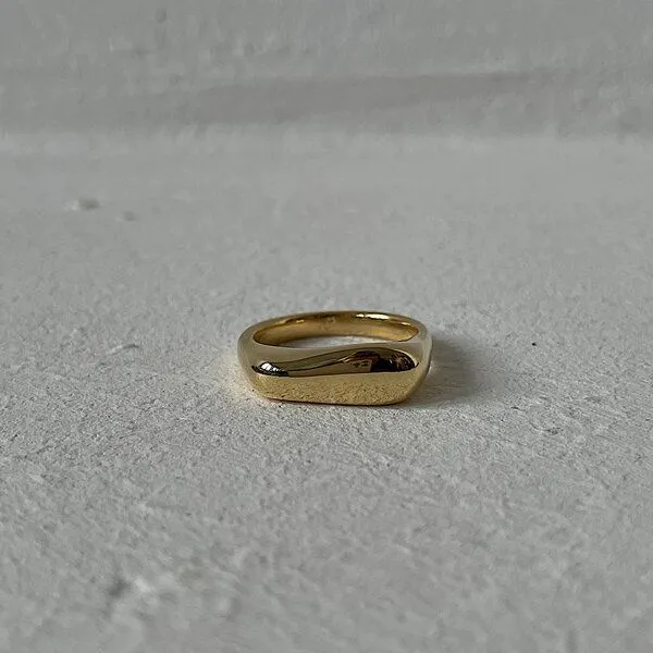 noemvri fashion label noemvri fashion label organischer Ring small, Gold, – Produktbild 3 von 4