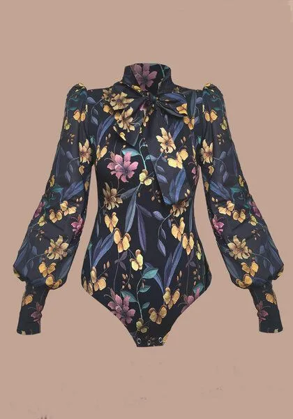 Atelier SNOW Atelier SNOW Eleganter Body mit Schleifenkragen und Puffärmeln, Cattleya, – Produktbild 1 von 5