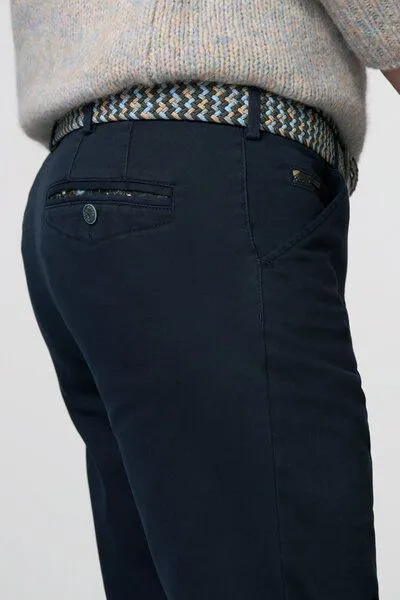 Meyer MEYER Mikrostruktur Baumwoll Chino, Blau (dunkelblau), – Produktbild 4 von 4