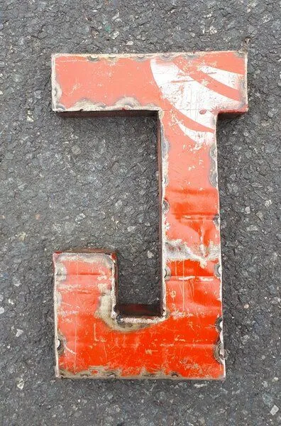 Moogoo Creative Africa Moogoo Creative Africa Buchstabe A-Z aus recycelten Ölfässern -22cm- Post-Oil Industrial Upcycling – Produktbild 5 von 8