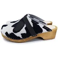me myClogs LYCKA COW - KUH schwedische Holzclogs von me&myClogs - low heel, Schwarz weiß cow - kuhfell, – Produktbild 1 von 1
