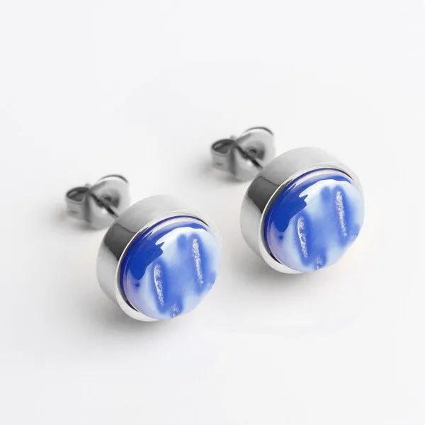 ALEXASCHA ALEXASCHA Edelstahl Ohrstecker mit Glasstein | Silber, Saphirblau, – Produktbild 1 von 4