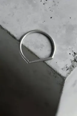 Jyoti - Fair Works Jyoti - Fair Works Ring Ranchi Messing/ Silber – Produktbild 1 von 1