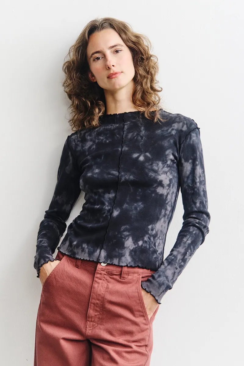 Rotholz Rotholz Damen vegan Longsleeve Pin Tucked Schwarz Batik, Schwarz, – Produktbild 2 von 2